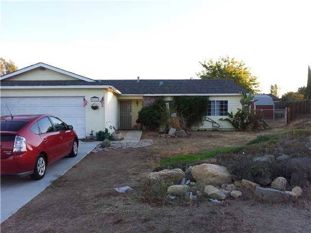 Lakeside, CA 92040,9117 Clearlake Way