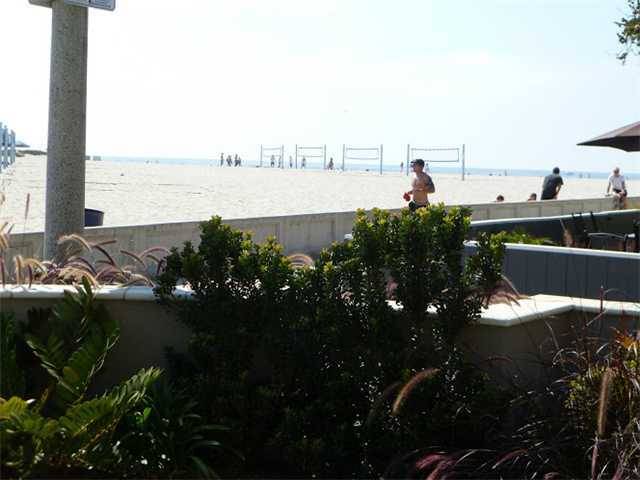 San Diego, CA 92109,2663 Ocean Front Walk #1