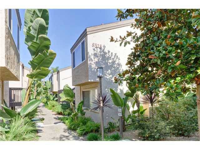 La Jolla, CA 92037,8515 VILLA LA JOLLA Drive #H