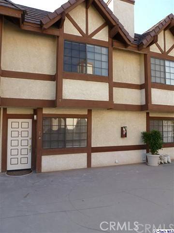 Sun Valley, CA 91352,9325 Sunland Park DR #7