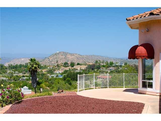 Poway, CA 92064,17553 Via Loma Drive