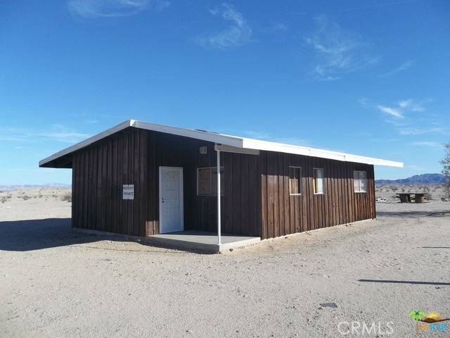 29 Palms, CA 92277,83878 MESA DR