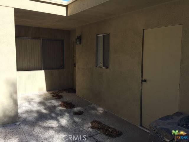 Palm Springs, CA 92264,2141 SOUTHRIDGE DR