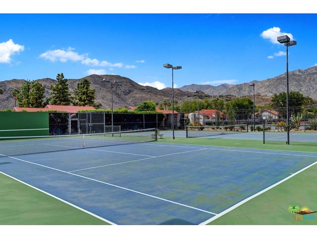 Palm Springs, CA 92264,2366 Miramonte CIR #E