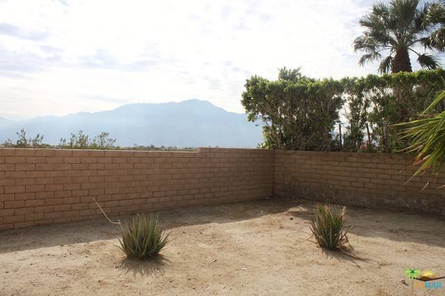 Desert Hot Springs, CA 92240,10695 AVALON PL