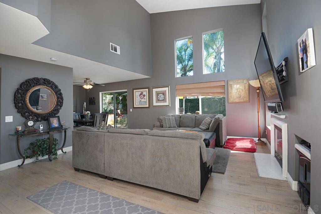 Rancho Santa Margarita, CA 92679,61 Clementine St