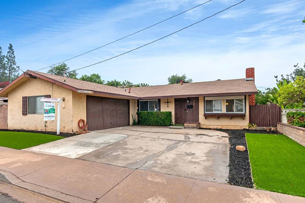 La Mesa, CA 91942,5725 Lambda Lane