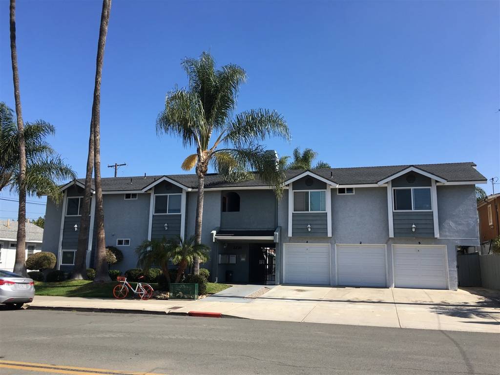 San Diego, CA 92116,2230 Monroe Avenue #8