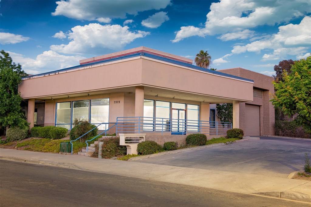 La Mesa, CA 91942,7575 University Avenue