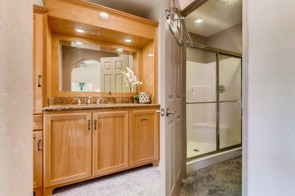 Escondido, CA 92027,2157 Oak Hill Drive