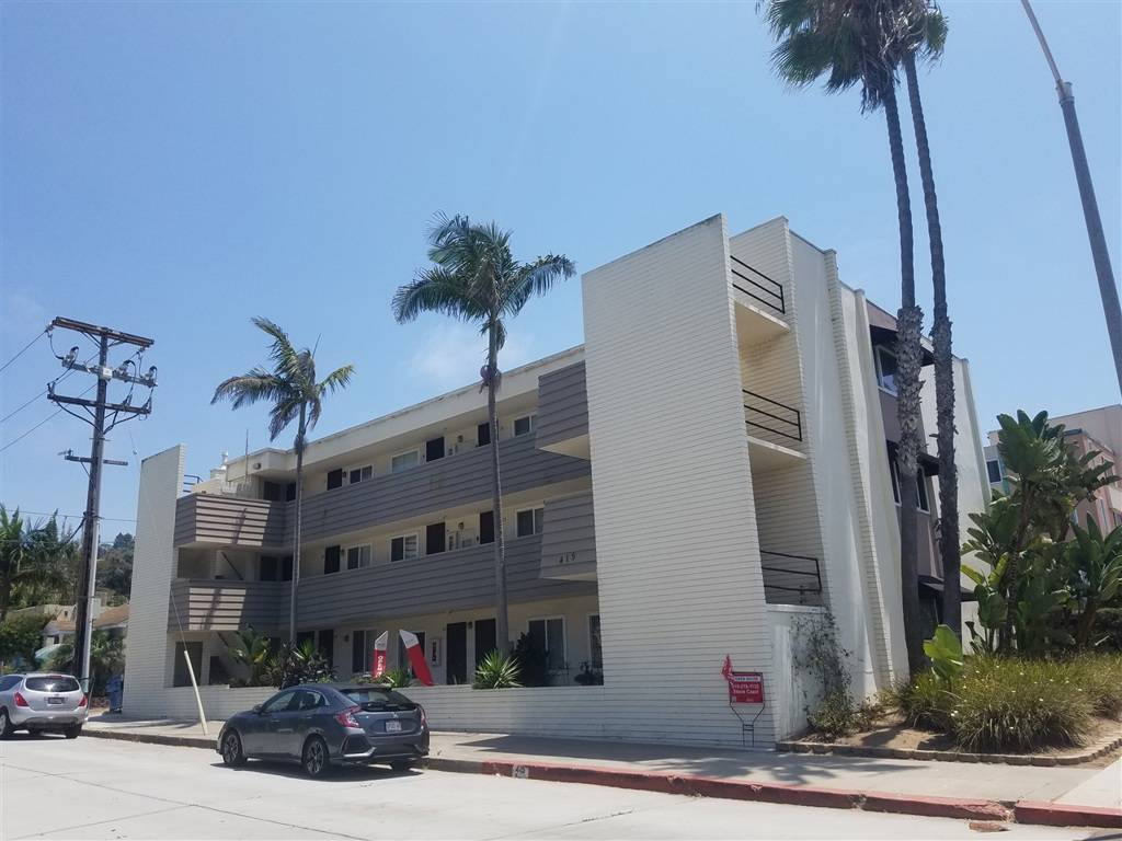 La Jolla, CA 92037,415 Gravilla St #12