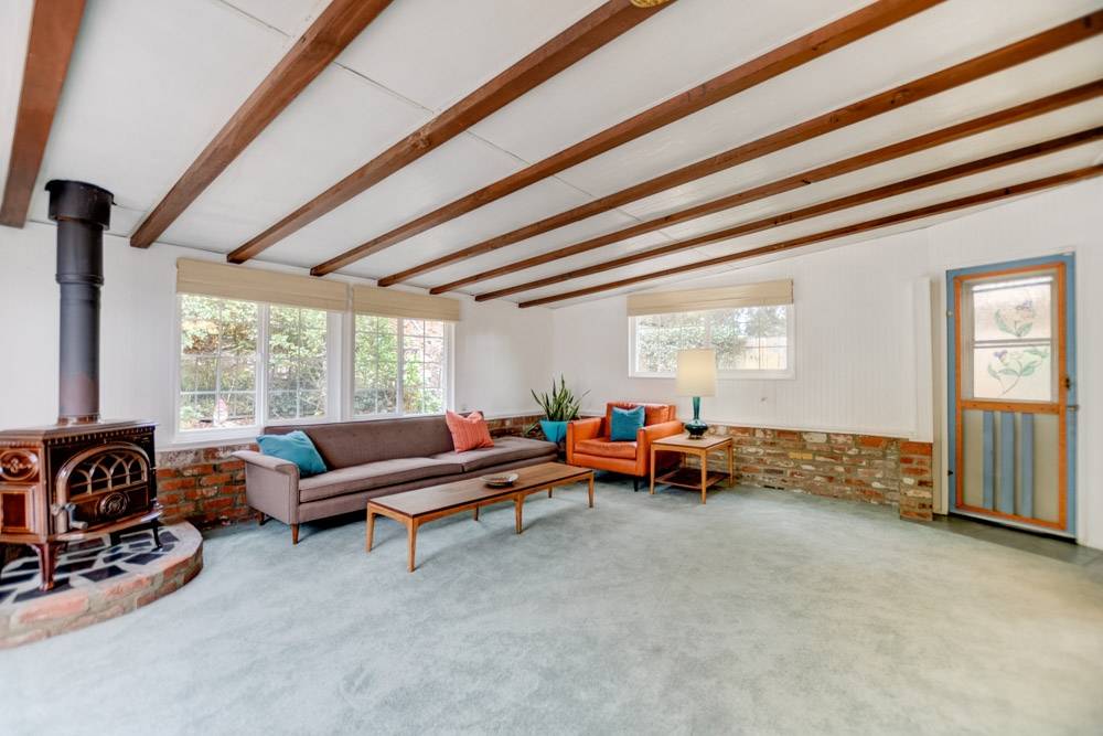 La Mesa, CA 91942,5745 Nagel St