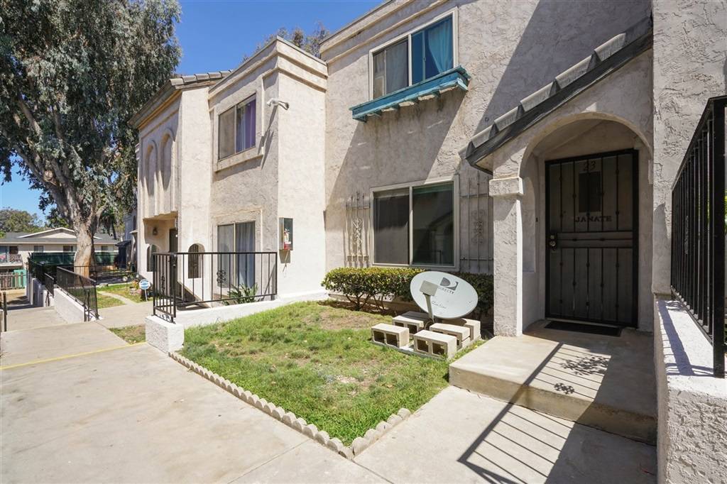 Spring Valley, CA 91977,1604 Presioca St #23