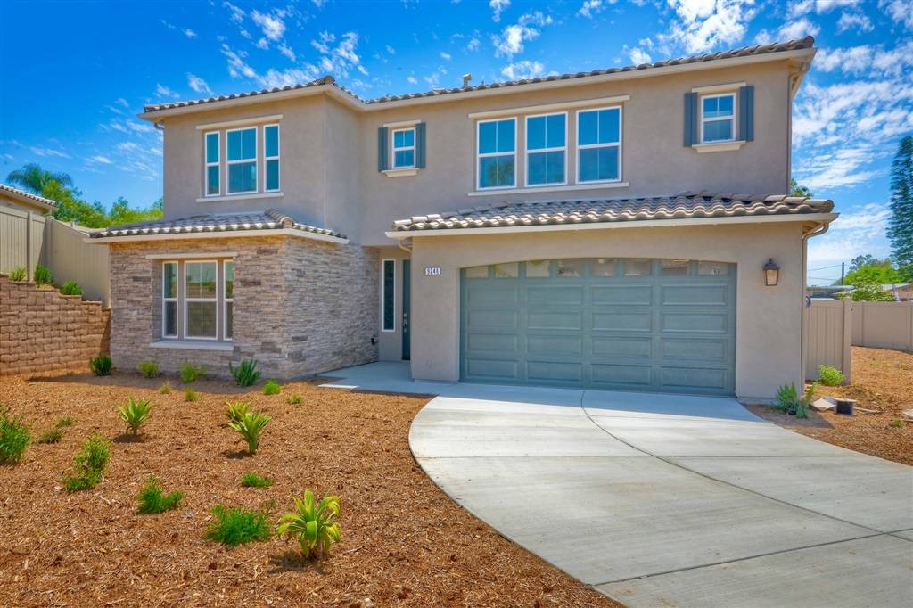 Spring Valley, CA 91977,9246 Helix Mesa Way