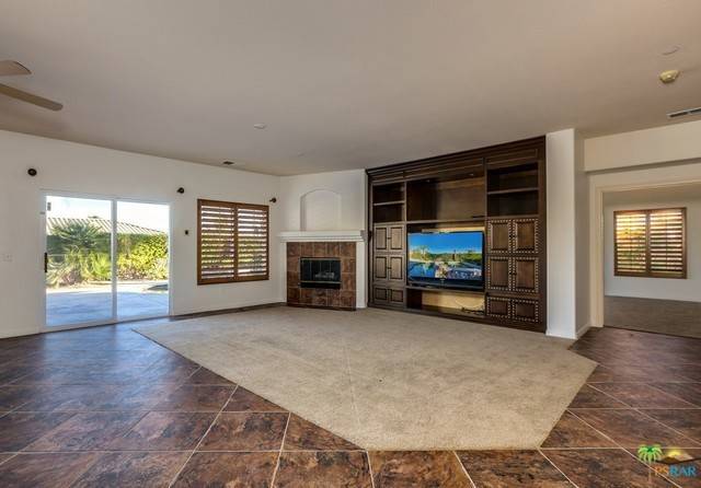 Palm Springs, CA 92262,932 TIERRA LN