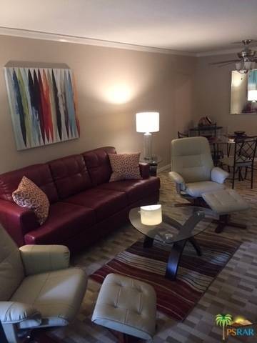 Palm Springs, CA 92262,2809 E LOS FELICES CIR #205