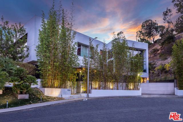 Los Angeles, CA 90069,9362 NIGHTINGALE DR