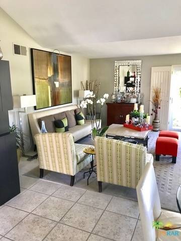 Palm Springs, CA 92264,1761 PINEHURST PLZ