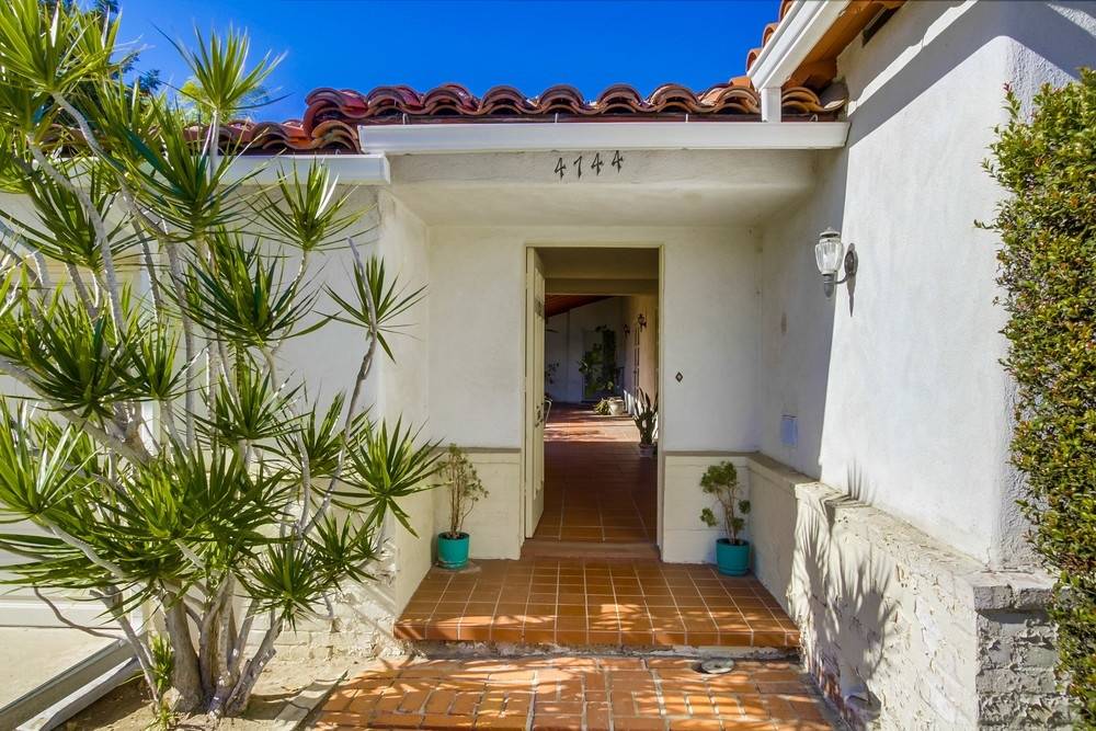 San Diego, CA 92115,4744 Norma Dr