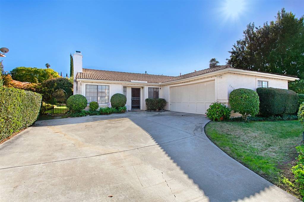 Escondido, CA 92027,1373 Kenora Pl