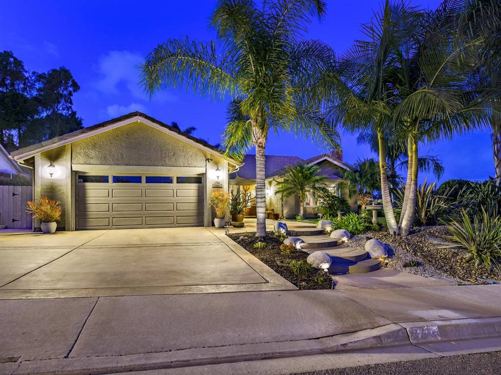 Encinitas, CA 92024,1444 Ivyglen Dr