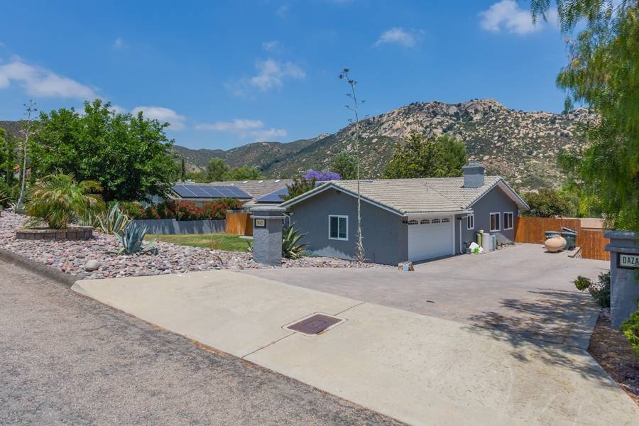 Ramona, CA 92065,16421 Daza Drive