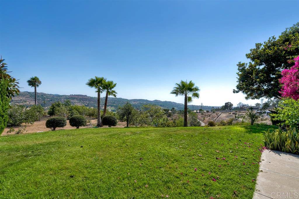 Bonsall, CA 92003,31561 Cottontail Ln