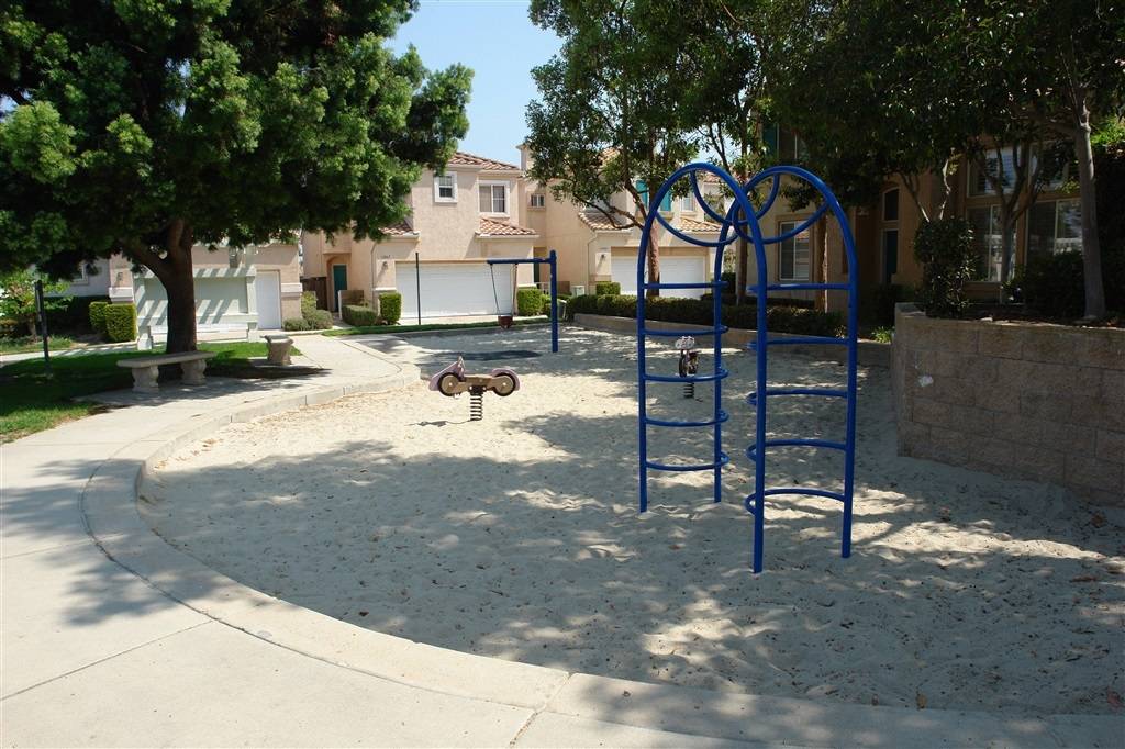San Diego, CA 92131,10918 Caminito Arcada