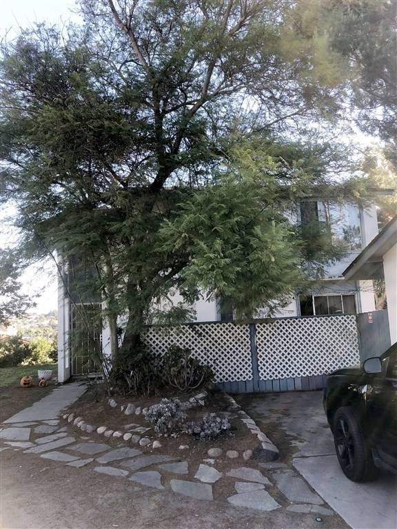 Spring Valley, CA 91977,2245 Ledgeview Ln