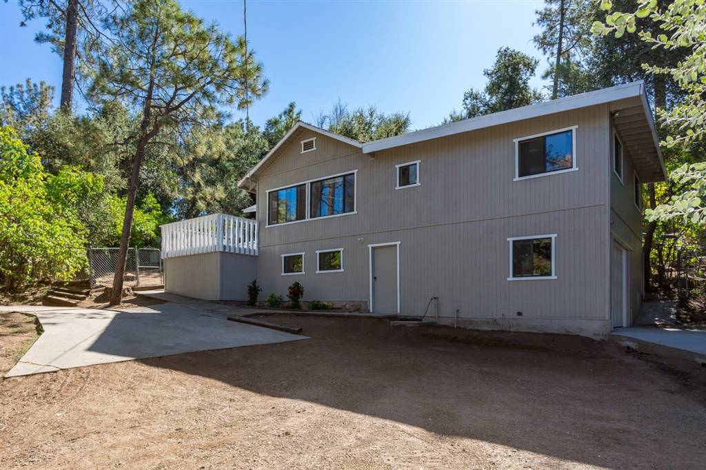 Pine Valley, CA 91962,7627 Corte Madera Rd