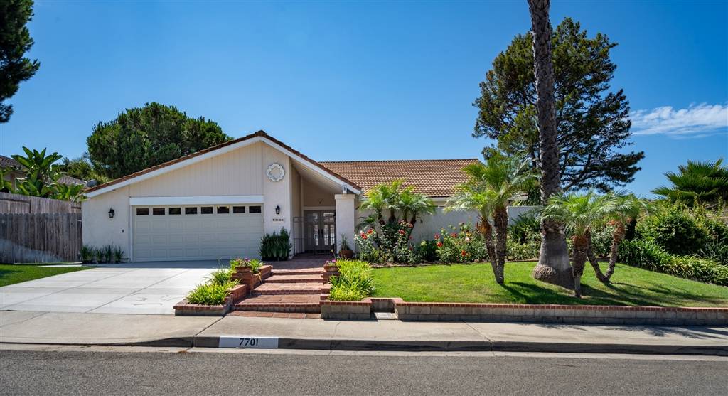 Carlsbad, CA 92009,7701 Garboso Place