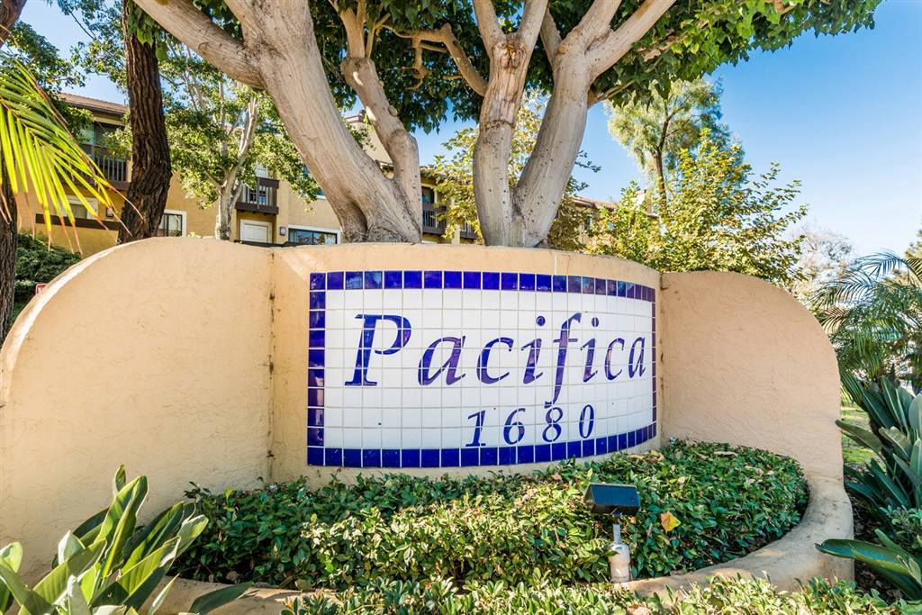 Encinitas, CA 92024,1680 N Coast Highway 101 #30