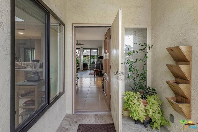 Palm Springs, CA 92264,484 E VIA ENSENADA CIR