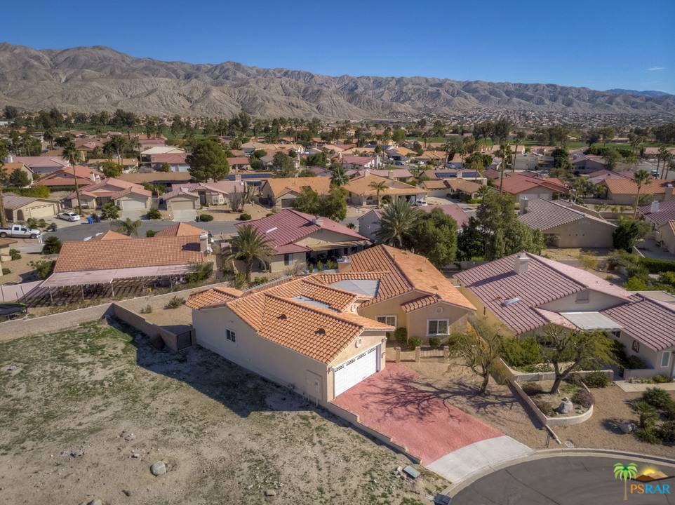 Desert Hot Springs, CA 92240,9750 Middlecoff CT