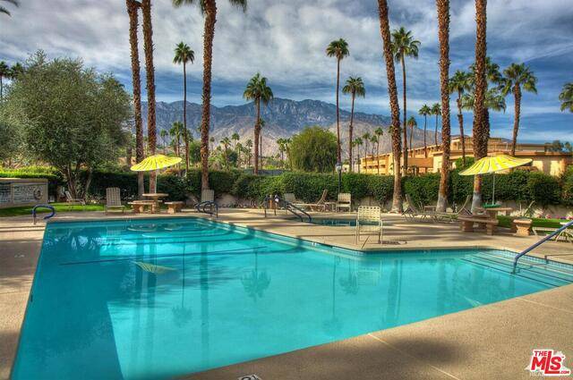 Palm Springs, CA 92264,2700 GOLF CLUB DR #30