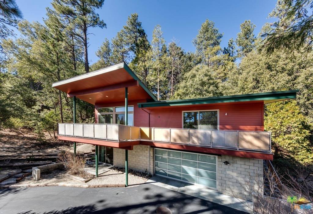 Idyllwild, CA 92549,54790 FORREST KNOLL DR