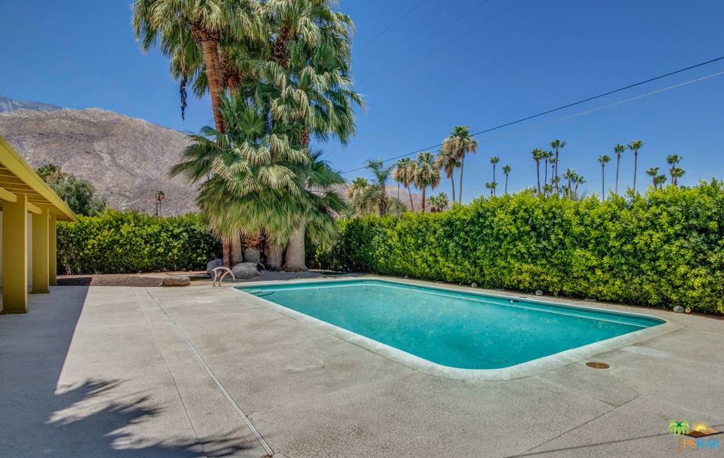 Palm Springs, CA 92264,1126 N RIVERSIDE DR