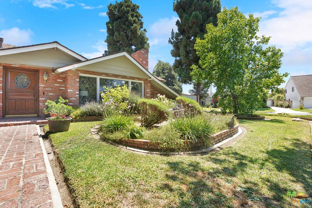 Rossmoor, CA 90720,Address not disclosed