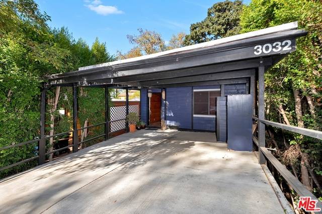 Los Angeles, CA 90068,3032 VALEVISTA TRL