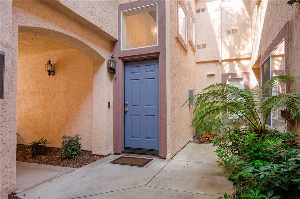 El Cajon, CA 92019,11380 Via Rancho San Diego #F