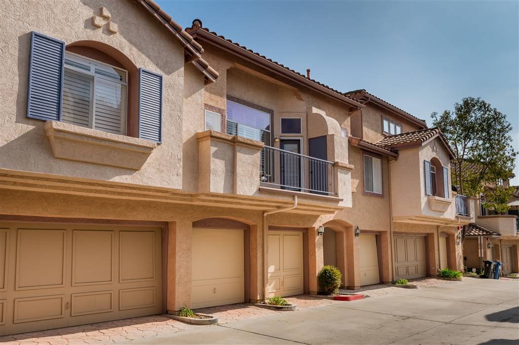 El Cajon, CA 92019,11380 Via Rancho San Diego #F