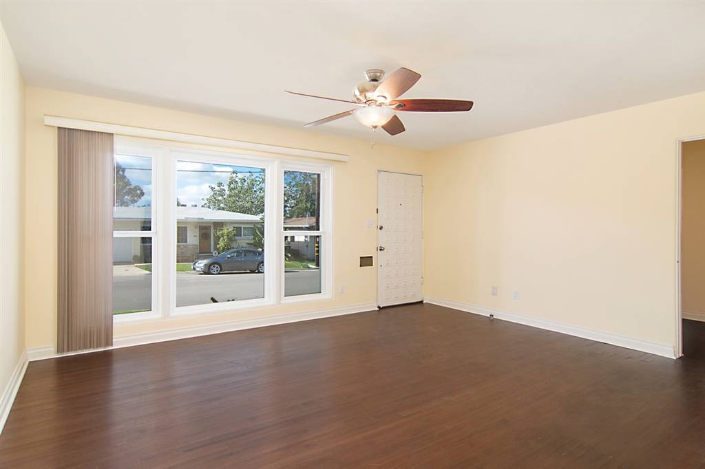 San Diego, CA 92115,5227 Lenore Dr