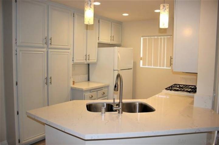 San Diego, CA 92131,11365 Affinity Ct #200