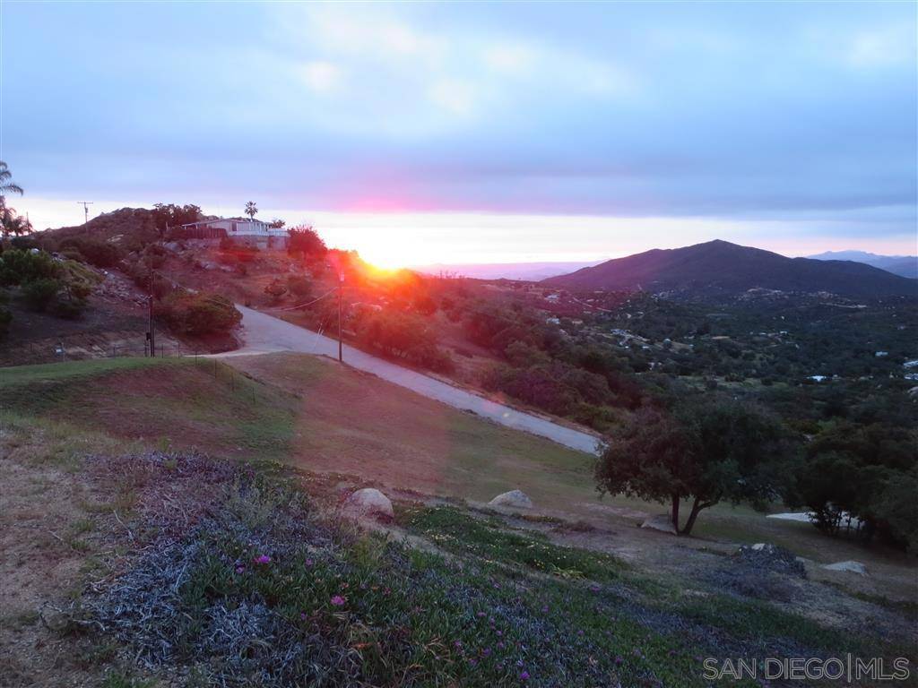 Jamul, CA 91935,17093 Skyline Truck Trail