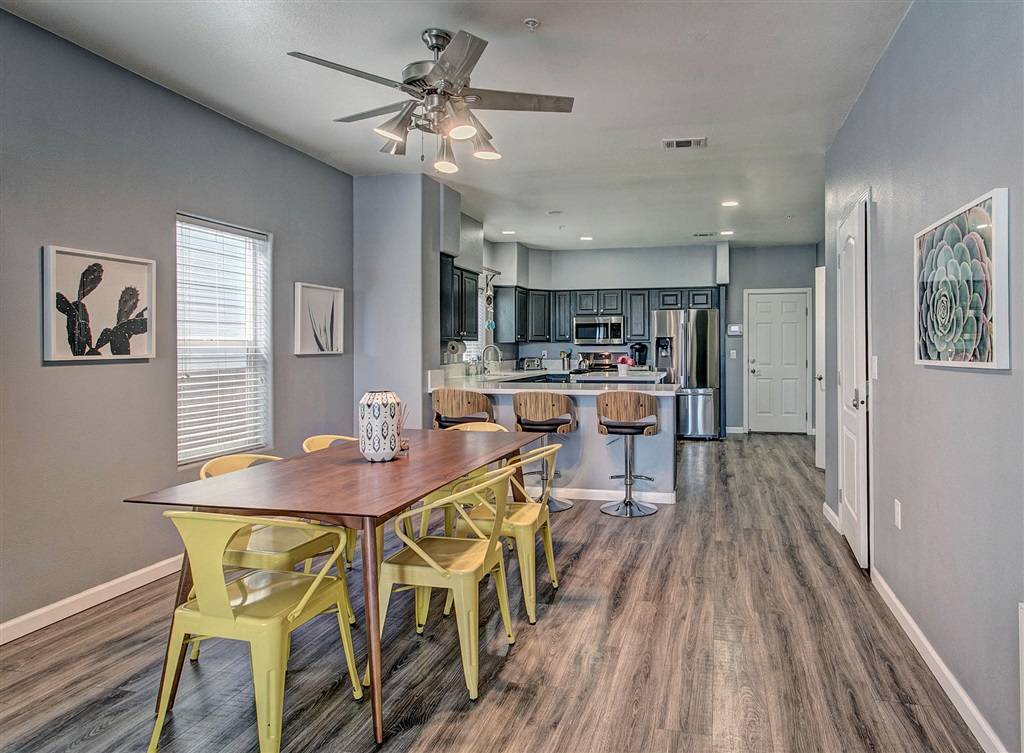Oceanside, CA 92054,212 S Nevada St