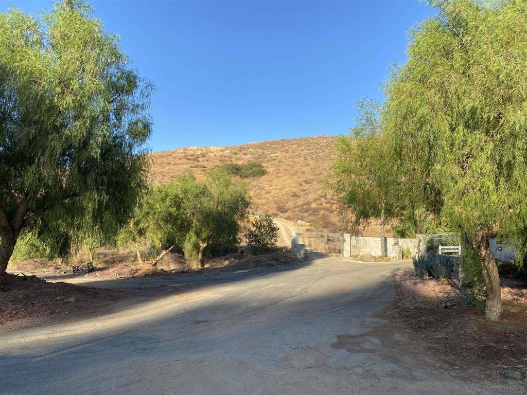 Lake Elsinore, CA 92532,27437 Lindell Rd