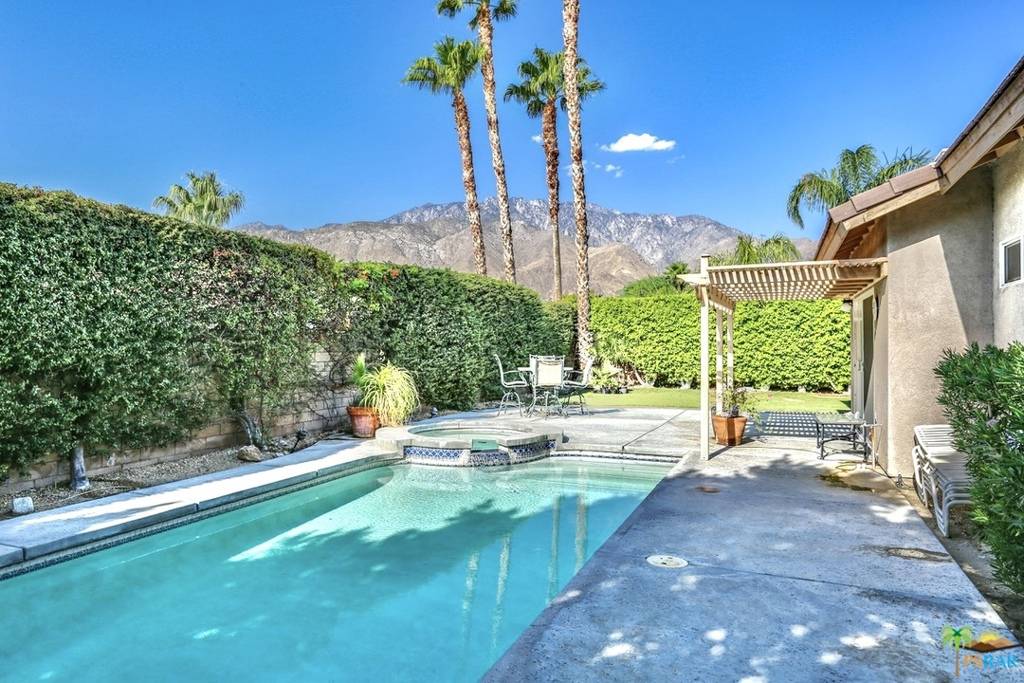 Palm Springs, CA 92262,1593 Lorena WAY