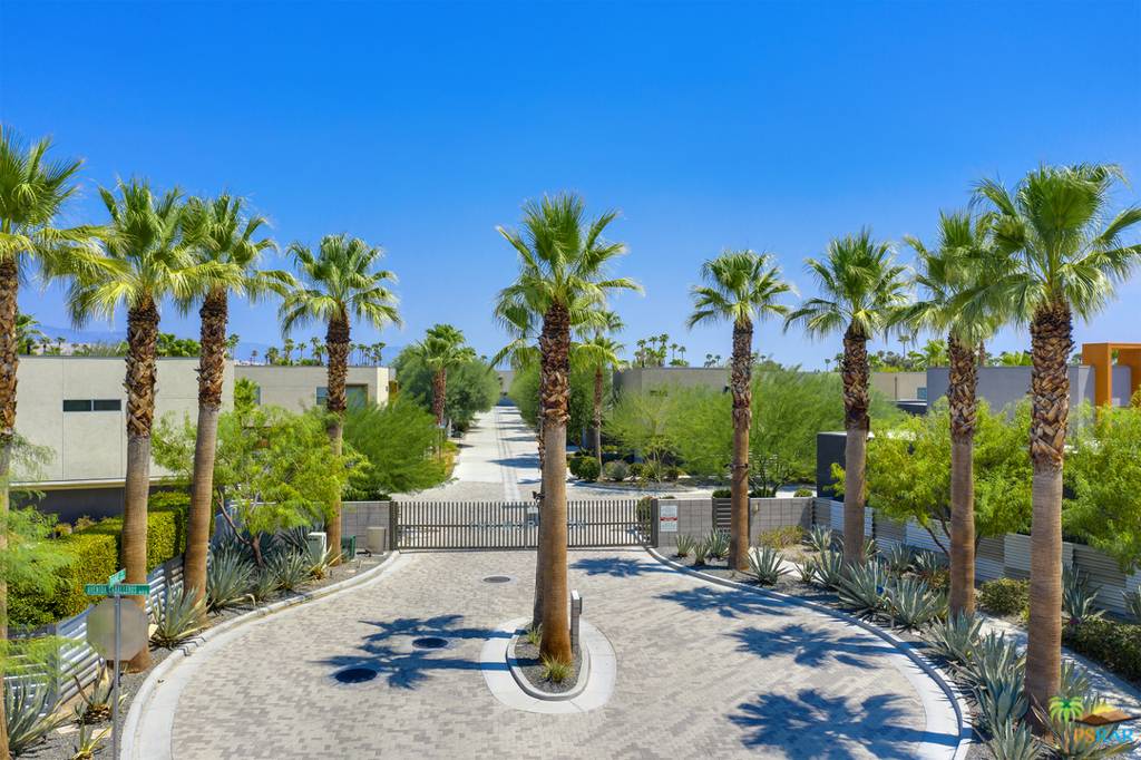 Palm Springs, CA 92262,1060 Audrey DR