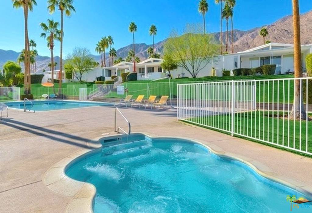 Palm Springs, CA 92264,2452 S Sierra Madre