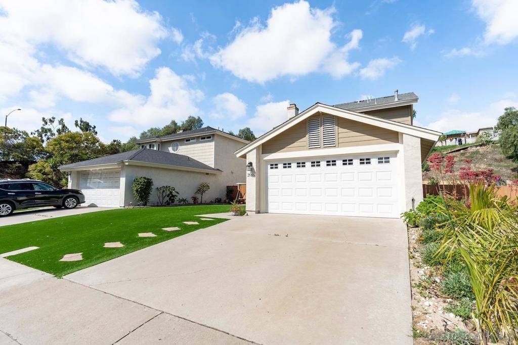 San Diego, CA 92139,2586 Manzana Way